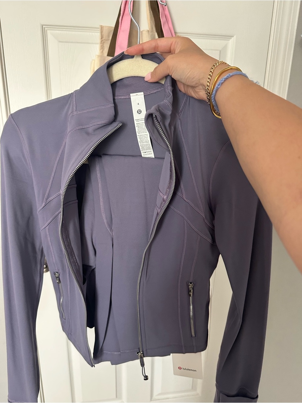 NWT! lululemon TWO PIECE - Define Jacket & Align Leggings 25”